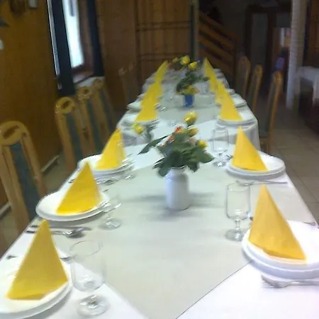 Agg Harsfa Panzio Etterem Doboz
