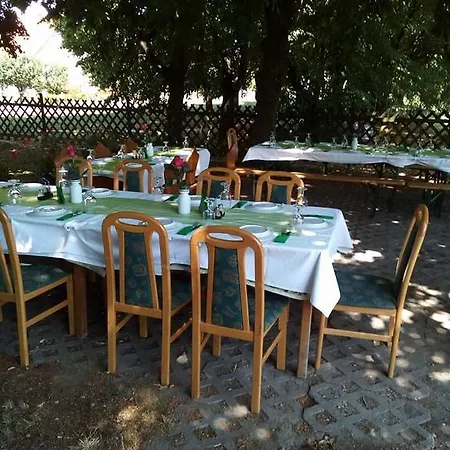 Agg Harsfa Panzio Etterem Panzió